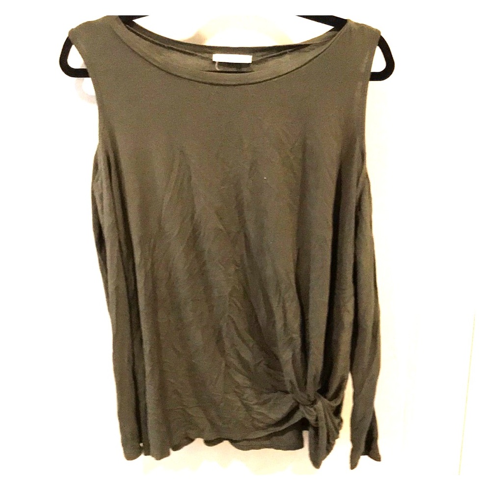 Cold shoulder long sleeve top
